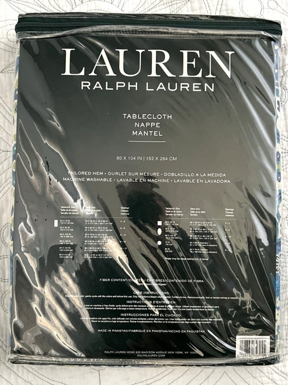 Ralph Lauren CHAMBERS MEDALLION Blue 60" x 104" Oblong Tablecloth in Cobalt - Picture 4 of 5